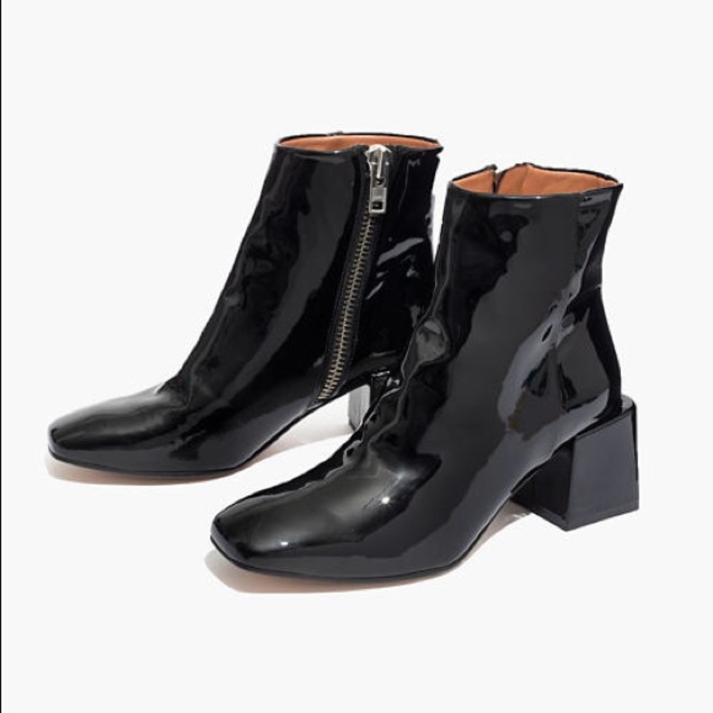LOQ Lazaro Black Patent Ankle Boots, sz 37